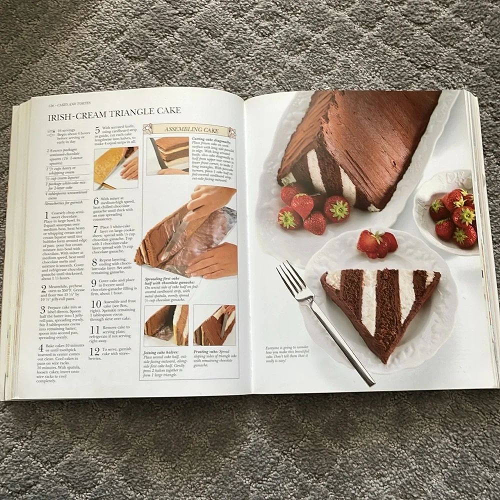 Vintage Good Housekeeping Dessert Book‎